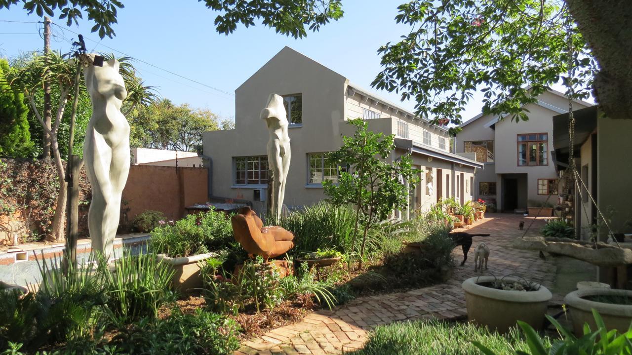 The Sculpture Yard 1 Apartment Pretoria Ngoại thất bức ảnh