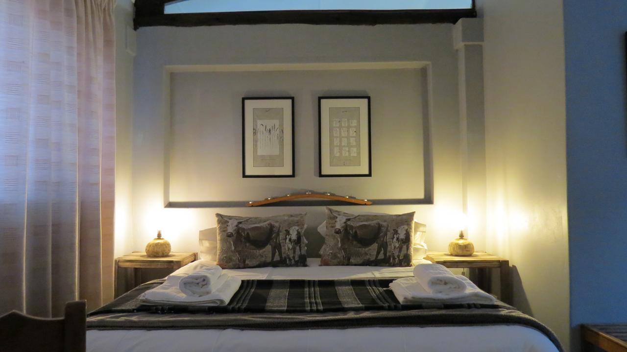 The Sculpture Yard 1 Apartment Pretoria Ngoại thất bức ảnh