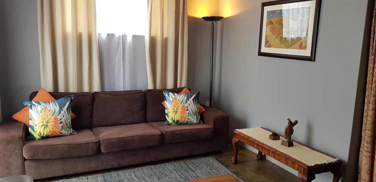 The Sculpture Yard 1 Apartment Pretoria Ngoại thất bức ảnh